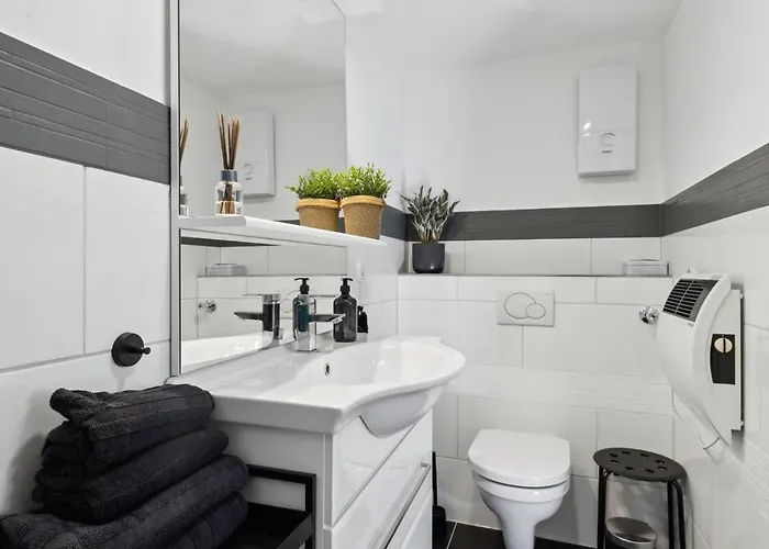 Stylisches Koenigshoehe Mit Parkplatz # Neu