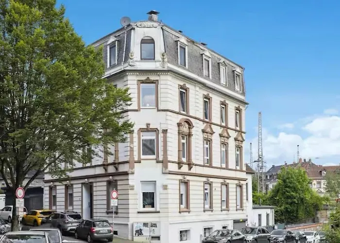 Stylisches Koenigshoehe Mit Parkplatz # Neu *